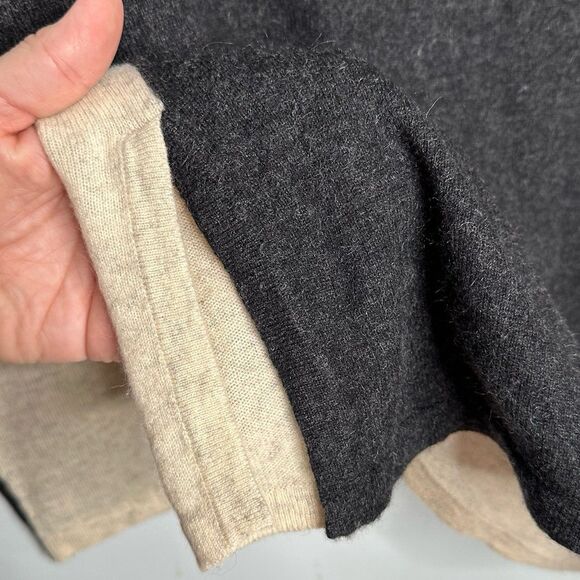 Vince Cashmere Minimalist Neutral Colorblock Bateau Neck Sweater Size XS - Picture 5 of 8